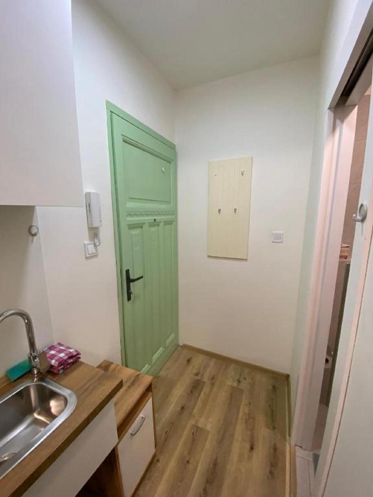 Red&black Centr, Na Hradbach 118 Appartement